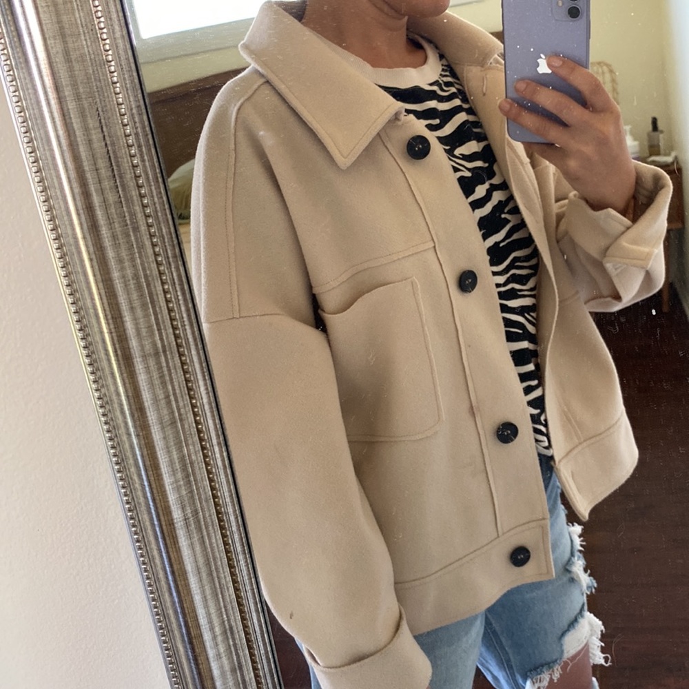Light jacket- - Picture 7 of 8